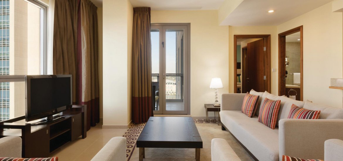 Apartamento en venta en The Opera District, Dubai, EAU 2 dormitorios, 102 m2 No. 837 - foto 1