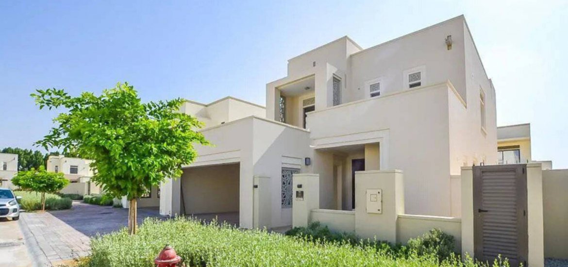 Villa for sale in Jumeirah, Dubai, UAE 4 bedrooms, 312 sq.m. No. 1252 - photo 3